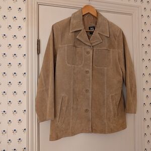 Vintage 90s Women's Tan Suede Jacket